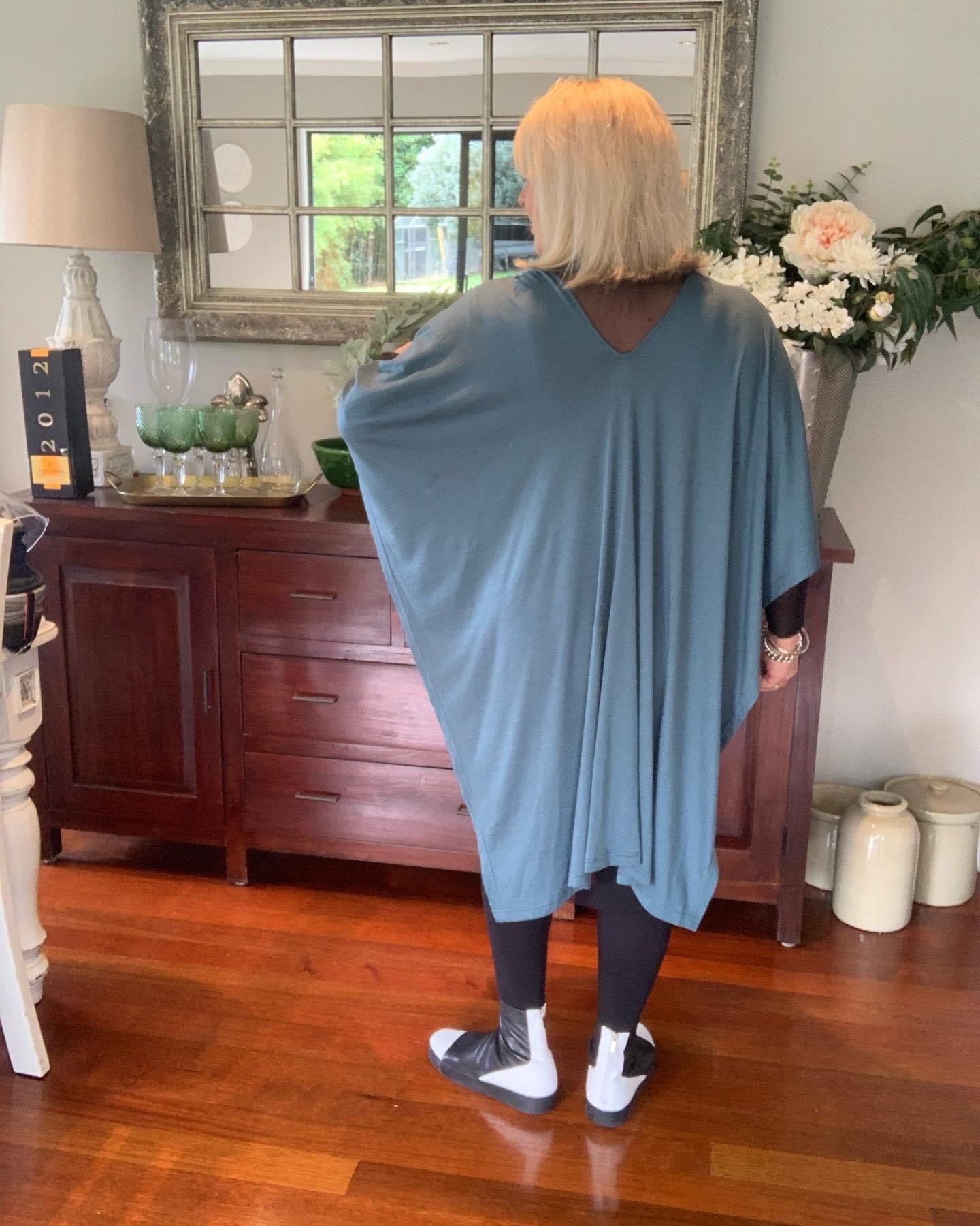 Merino Throw Over with Clip