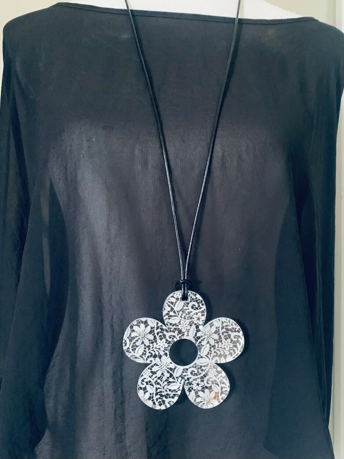 Large Solid Clear Lace Etched Daisy Necklace