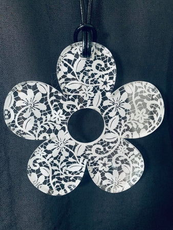 Large Solid Clear Lace Etched Daisy Necklace