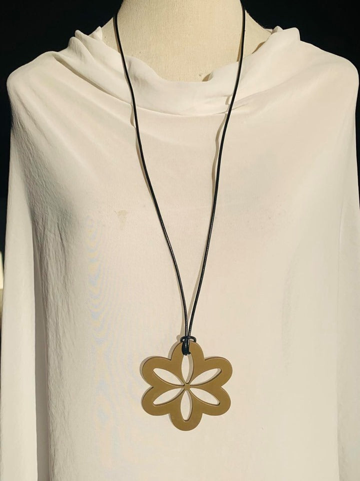 Large Bronze Daisy Necklace