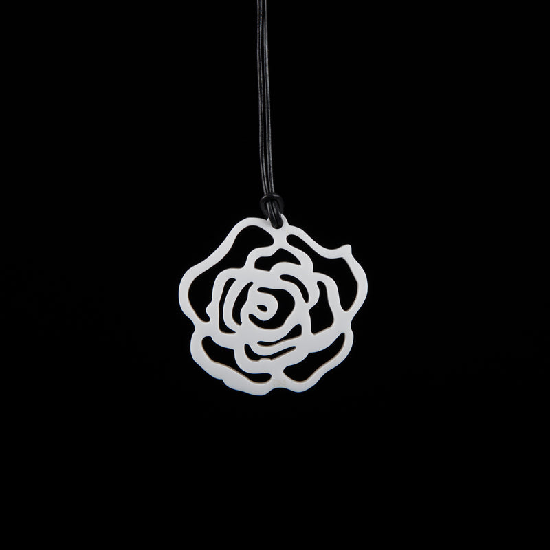 Small White Rose Necklace